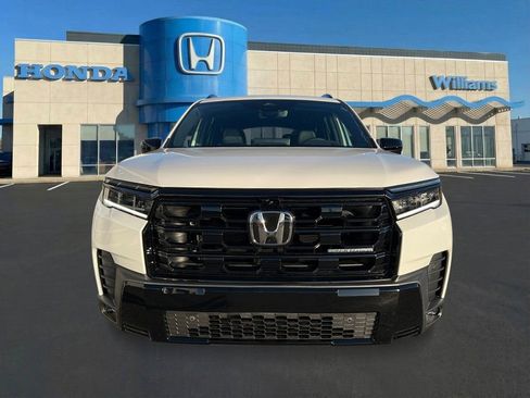New 2026 Honda Pilot Black Edition image 8
