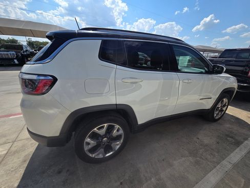Used 2021 Jeep Compass Limited AWD/4WD image 9