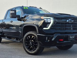 Used 2025 Chevrolet Silverado 2500 LTZ w/ LTZ Plus Package video 2