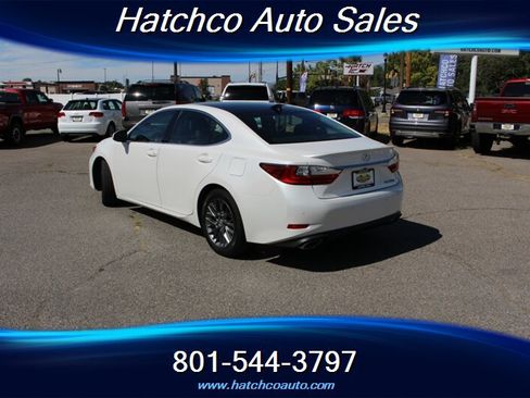 Used 2018 Lexus ES 350 w/ Navigation System Package FWD image 2