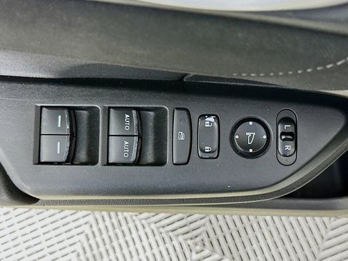 Used 2020 Honda Civic EX image 20