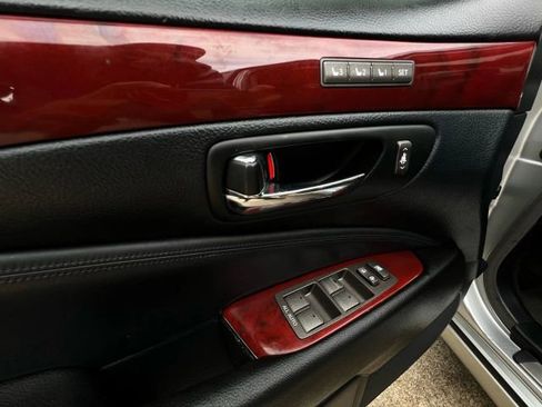Used 2009 Lexus LS 460 image 17