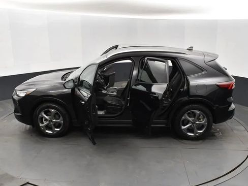 Used 2024 Ford Escape ST-Line FWD image 7