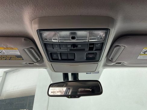 Used 2015 Toyota 4Runner Limited image 16