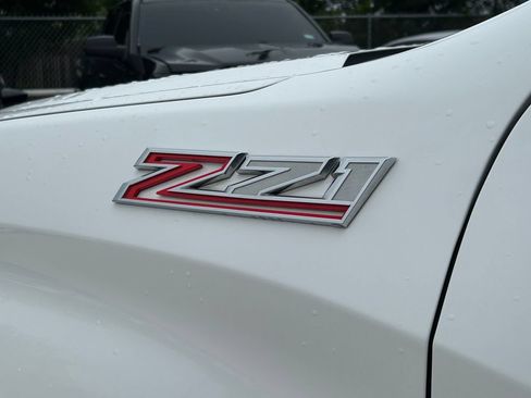 Used 2020 Chevrolet Silverado 1500 RST AWD/4WD image 15