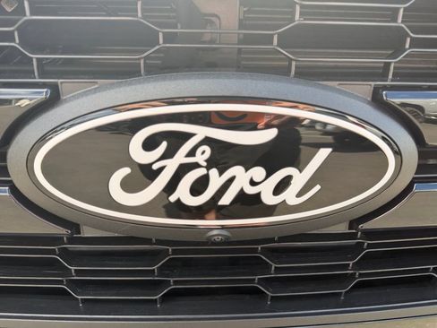 Used 2026 Ford F150 Lariat w/ Equipment Group 502A High AWD/4WD image 35