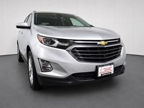 Used 2020 Chevrolet Equinox Premier AWD/4WD image 3