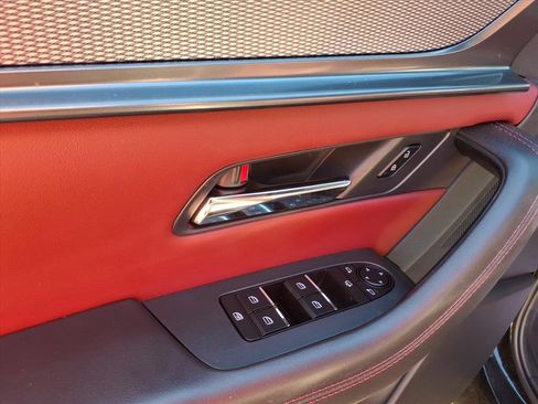 Certified 2025 MAZDA CX-70 Plug-In Hybrid w/ Premium Plus image 11