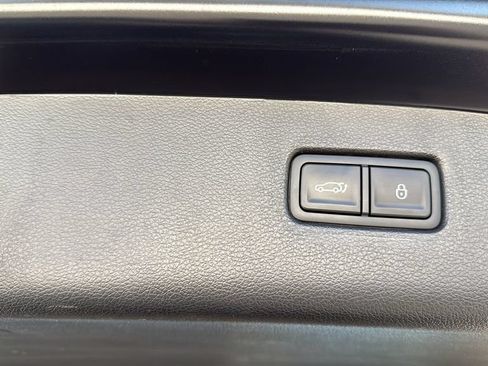 Used 2024 Genesis GV80 2.5T AWD/4WD image 19