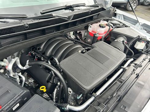 New 2026 GMC Yukon XL AT4 image 30