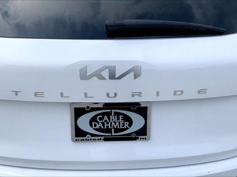 Used 2024 Kia Telluride EX X-Line AWD/4WD image 32
