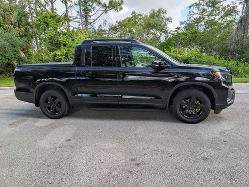 Used 2023 Honda Ridgeline Black Edition image 10
