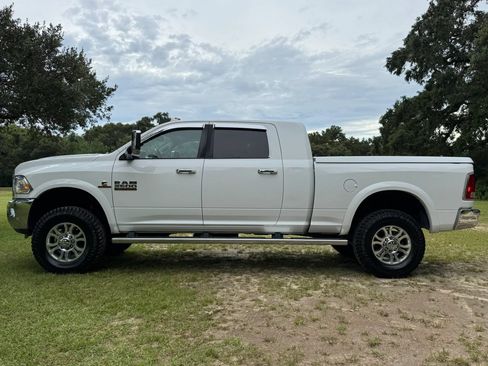 Used 2016 RAM 2500 Laramie AWD/4WD image 18