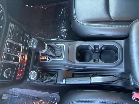 Used 2021 Jeep Wrangler Unlimited Rubicon 4xe w/ Cold Weather Group AWD/4WD image 74