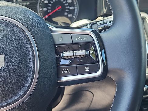 Certified 2023 Kia Sorento X-Line EX AWD/4WD image 27