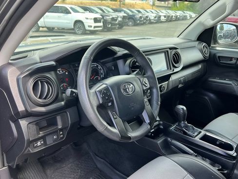 Used 2019 Toyota Tacoma SR w/ SR Convenience Package AWD/4WD image 26
