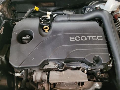 Used 2019 Chevrolet Equinox LT image 30