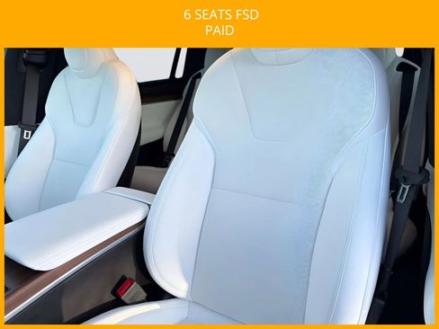 Used 2025 Tesla Model X image 16