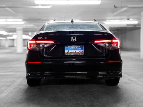 Certified 2025 Honda Civic LX image 6