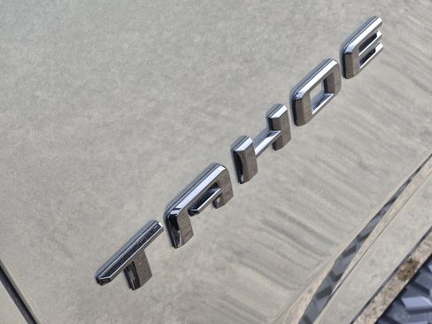 Used 2023 Chevrolet Tahoe Z71 w/ Z71 Off-Road Package image 11