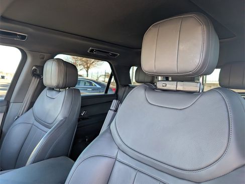 Used 2023 Land Rover Range Rover Sport SE Dynamic image 11