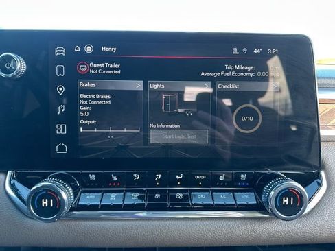 Used 2024 GMC Canyon Denali image 38