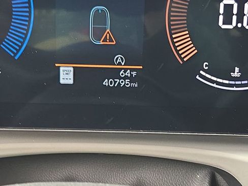 Used 2025 Hyundai Tucson SEL image 26