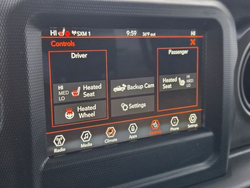 Used 2023 Jeep Gladiator Willys image 5