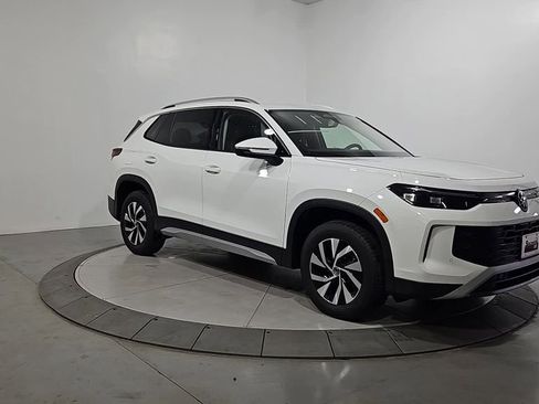 New 2026 Volkswagen Tiguan S AWD/4WD image 7