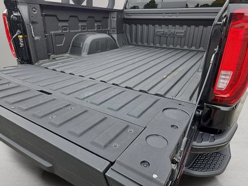 Certified 2026 GMC Sierra 1500 Denali AWD/4WD image 18
