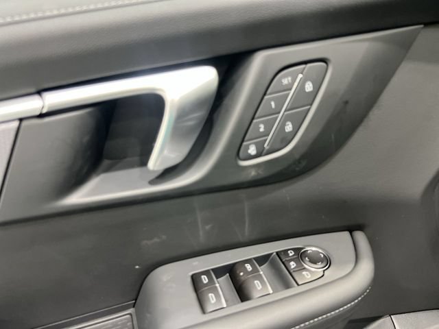 New 2026 Buick Enclave Sport Touring w/ Power Package FWD image 22