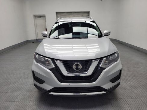 Used 2020 Nissan Rogue SV image 15