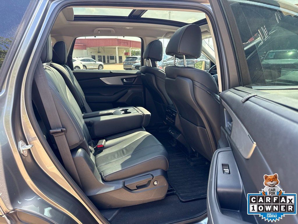 Used 2023 Acura MDX w/ Technology Package AWD/4WD image 28