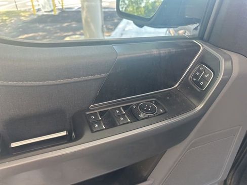 Used 2022 Ford F150 Lariat w/ Trailer Tow Package AWD/4WD image 16