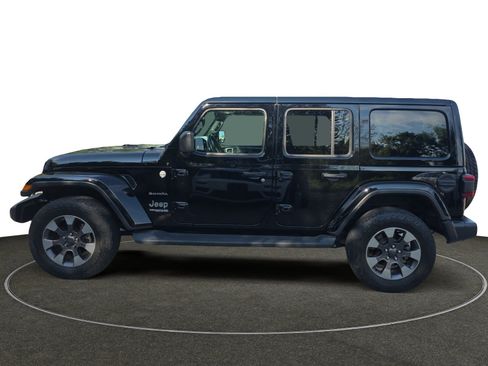 Used 2020 Jeep Wrangler Unlimited Sahara AWD/4WD image 2