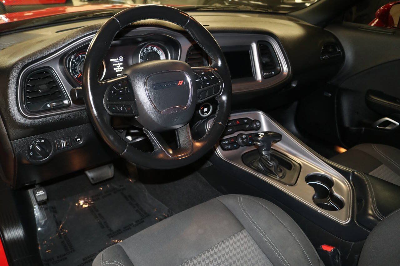 Used 2023 Dodge Challenger SXT RWD image 73