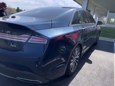 Used 2017 Lincoln MKZ Premiere FWD image 16
