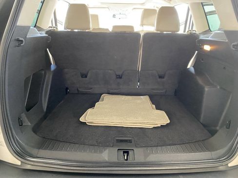 Used 2016 Ford Escape SE w/ SE Leather Comfort Package image 32