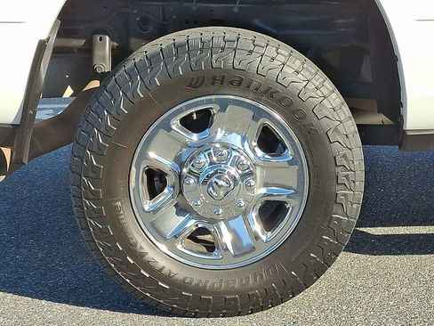 Used 2021 RAM 2500 Big Horn image 7