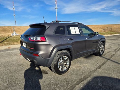 Used 2019 Jeep Cherokee Trailhawk w/ Cold Weather Group image 3