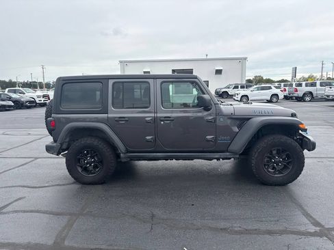 Used 2024 Jeep Wrangler Unlimited AWD/4WD image 8