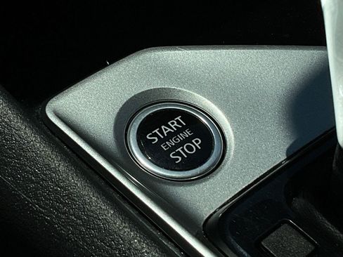 Used 2024 Nissan Altima 2.5 SV FWD image 23