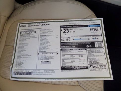 New 2026 Jeep Grand Cherokee Limited w/ Luxury Tech Group II RWD image 39