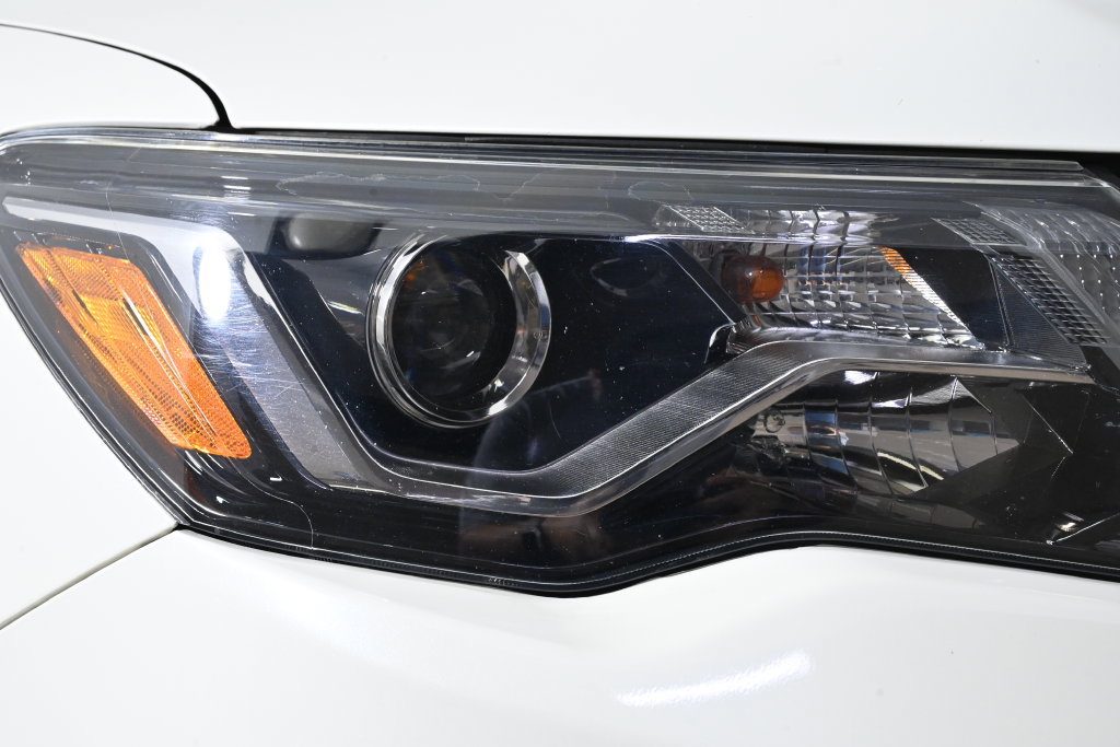 Used 2019 Nissan Pathfinder SL w/ SL Premium Package AWD/4WD image 12
