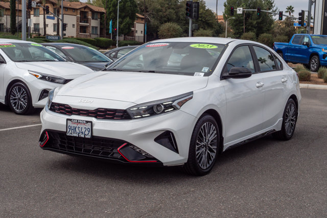 Certified 2023 Kia Forte GT-Line FWD image 4