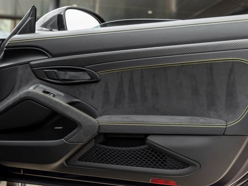 Certified 2025 Porsche 718 Boxster Spyder RS image 46