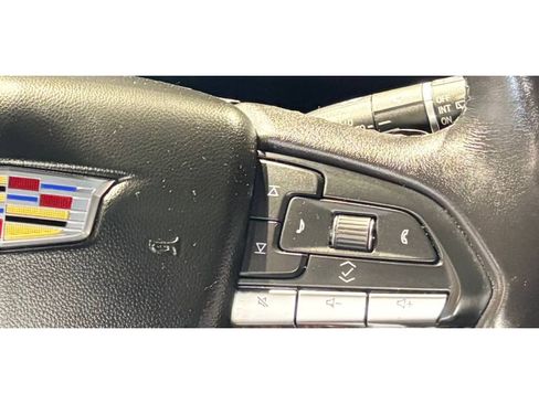 Used 2021 Cadillac Escalade Luxury image 25