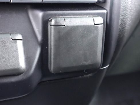 Used 2021 Chevrolet Silverado 1500 LT w/ Convenience Package II image 28