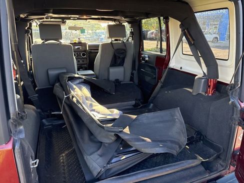 Used 2009 Jeep Wrangler Unlimited X AWD/4WD image 11