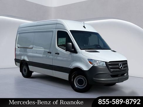 New 2025 Mercedes-Benz Sprinter 2500 image 1